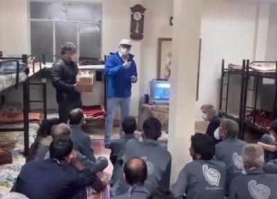 اقدام خیرخواهانه قهرمانان کشتی در 3 گرمخانه تهران