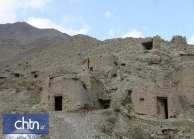 حمام تاریخی درده فیروزکوه بازسازی می گردد