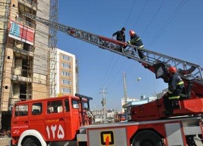 اضافه شدن 2 دستگاه خودروی اطفاء حریق به ناوگان آتش نشانی خرم آباد