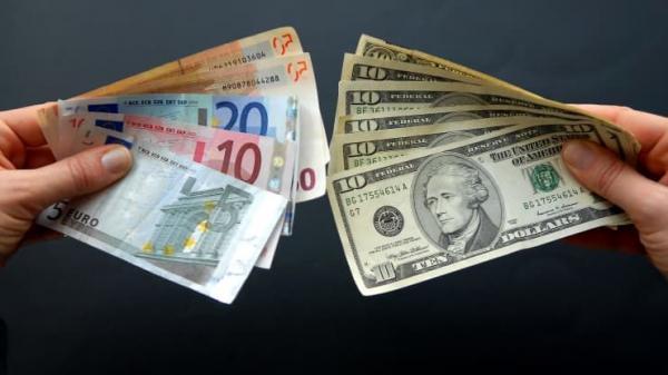 افزایش شکاف قیمت دلار و یورو در دو بازار