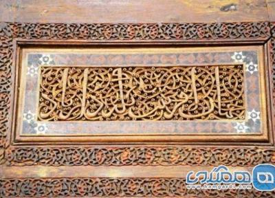 صندوق چوبی قدیمی امامزاده روستای پرور مهدیشهر بازسازی شد